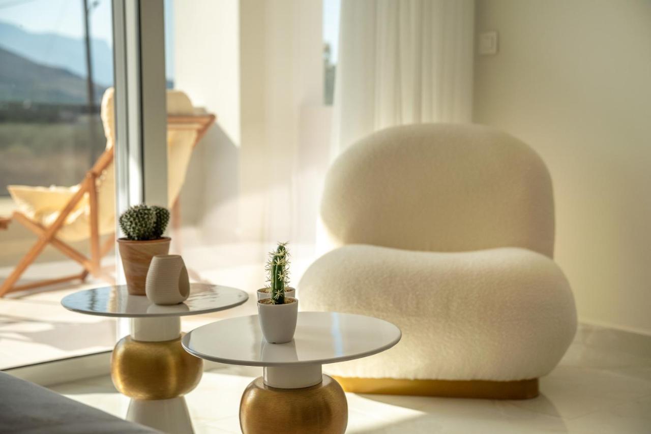 Villenia Luxury Apartments Kíssamos Eksteriør billede